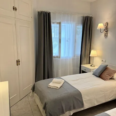 Appartement A 100 M De La Playa, Calahonda *